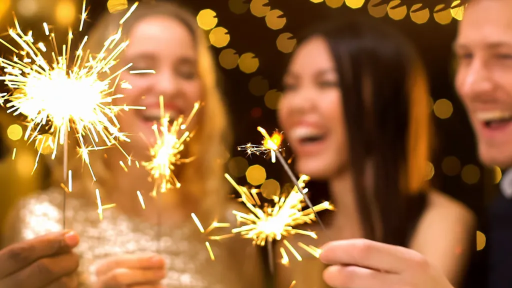 Glitz & Glam NYE Party at Cove Rotana Resort