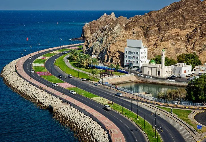 Update! All you need to know about bus between Dubai and Oman (2023)