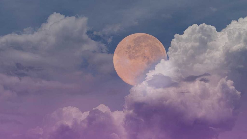 Witness 'Flower Moon' in Ras Al Khaimah