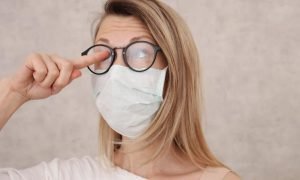 How to stop your glasses from fogging up when you wear a mask