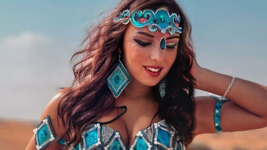 yasmin bellydancer