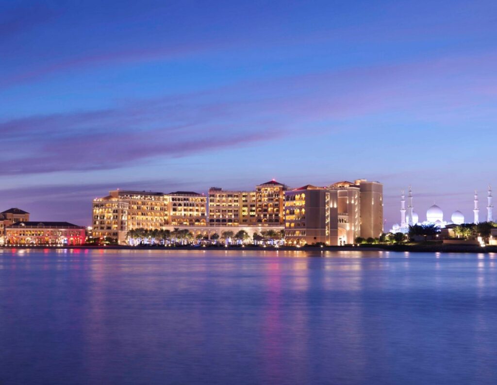 The Ritz-Carlton Abu Dhabi - Hotel