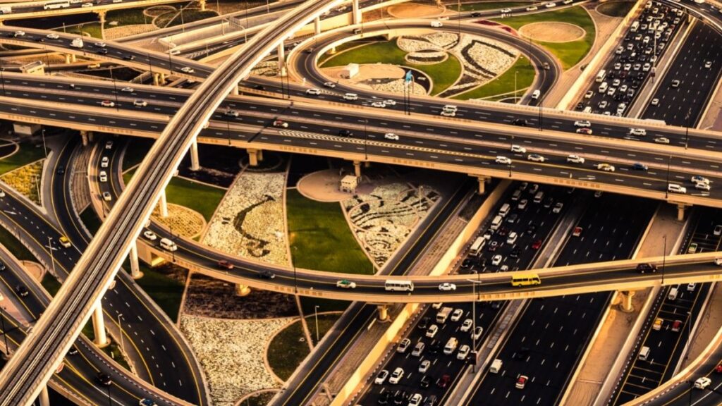 The updated Traffic Rules to Follow in the UAE