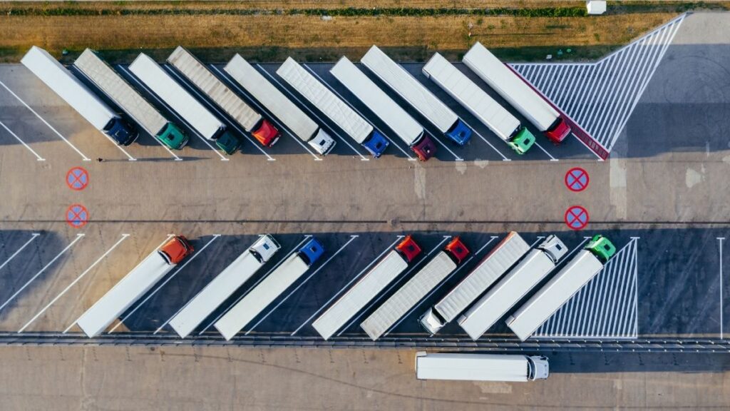 Ras Al Khaimah bans heavy vehicles during peak hours