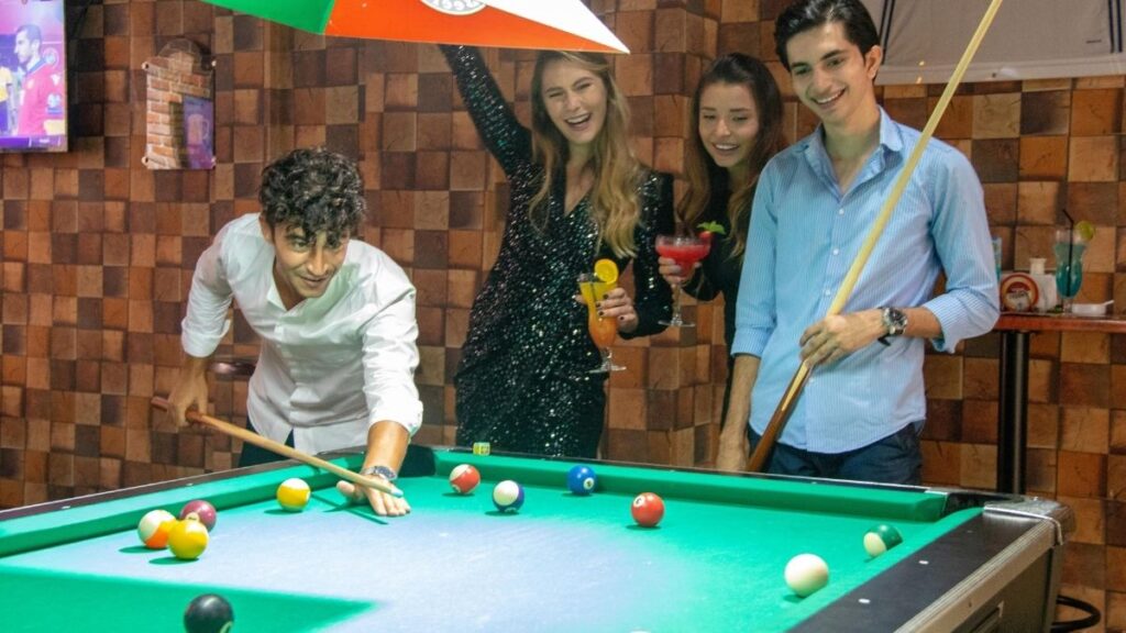 Pebbles Sports Bar Ras Al Khaimah (1)