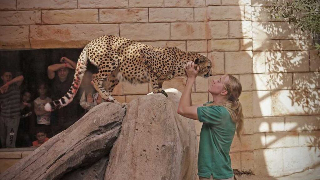 Emirates Park Zoo and Resort