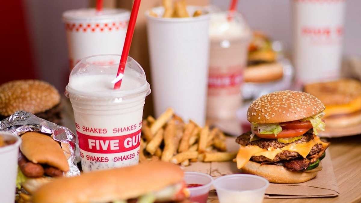 Unveiling Five Guys Brunch at Al Hamra Mall