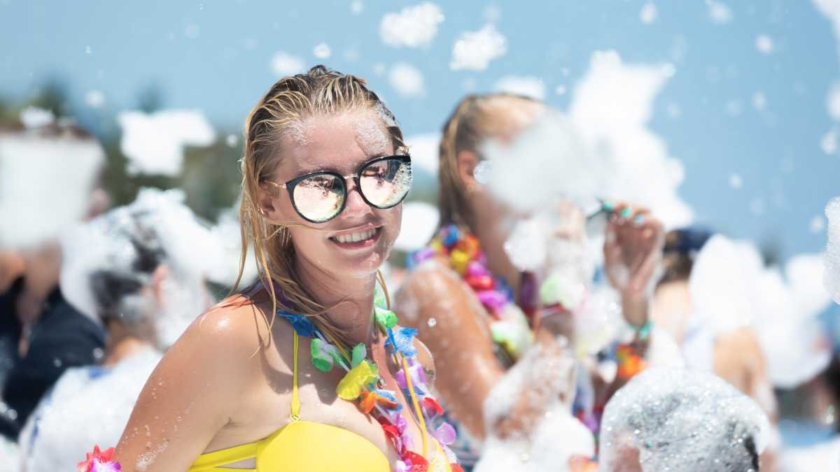 Foam Pool Party at BM Beach Hotel, Ras Al Khaimah