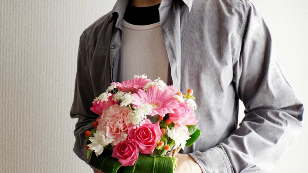 Flowers for men? Why not? Flower delivery in Dubai