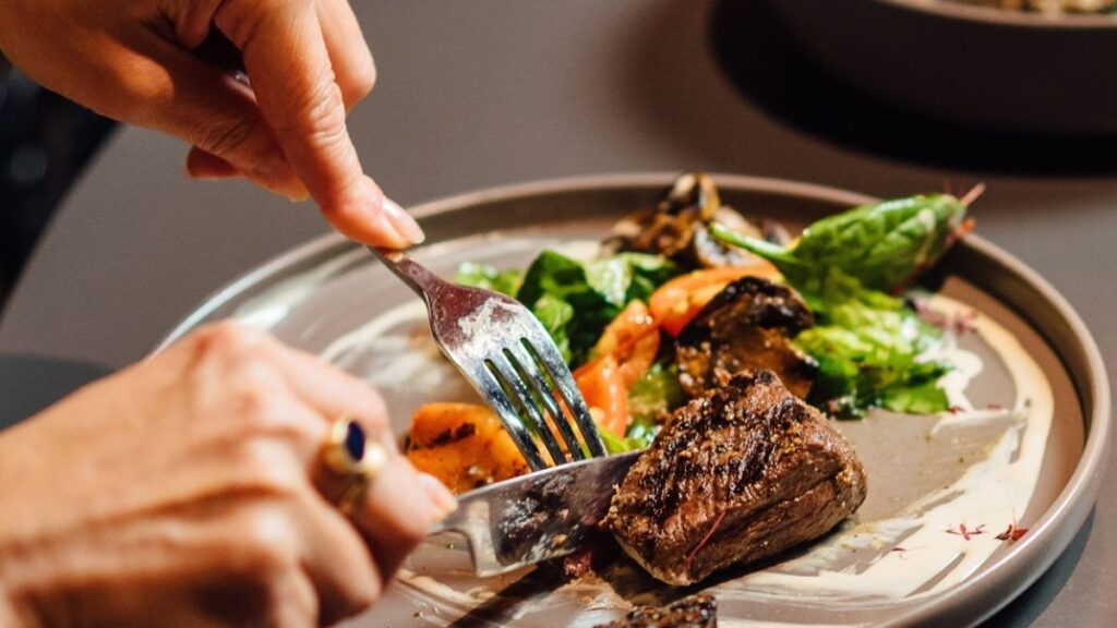 Love by the Gulf: Most Romantic Valentine’s Experiences at InterContinental Ras Al Khaimah