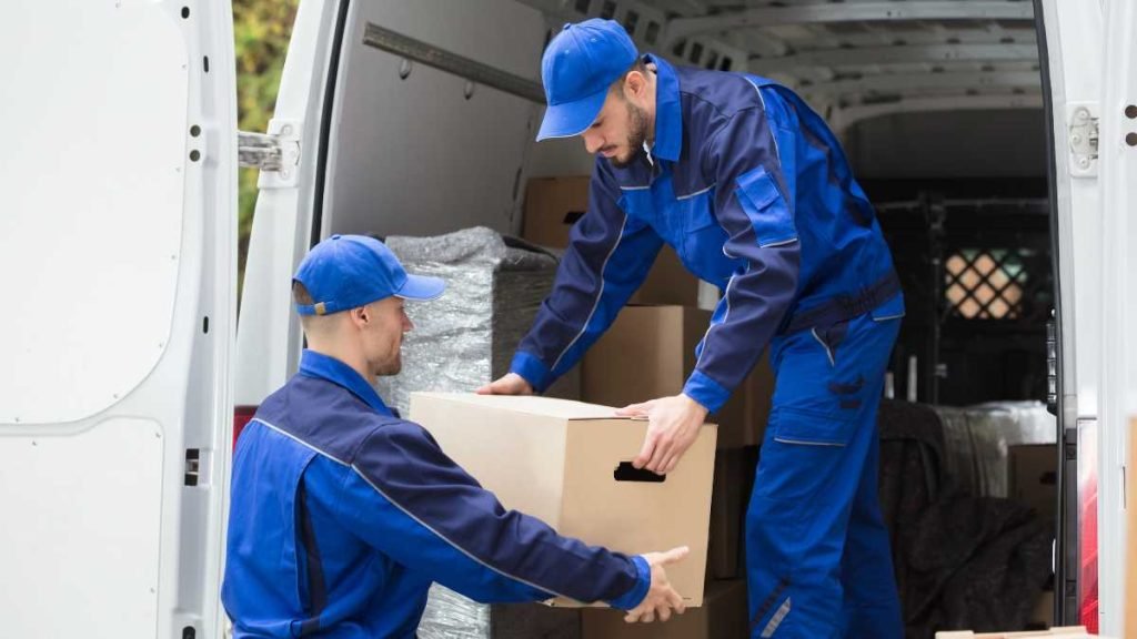 Why Choose the Best Packers and Movers in Abu Dhabi?