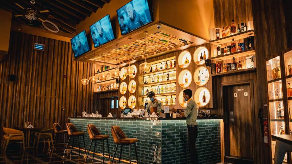 Super Breeze Bar and Restaurant
