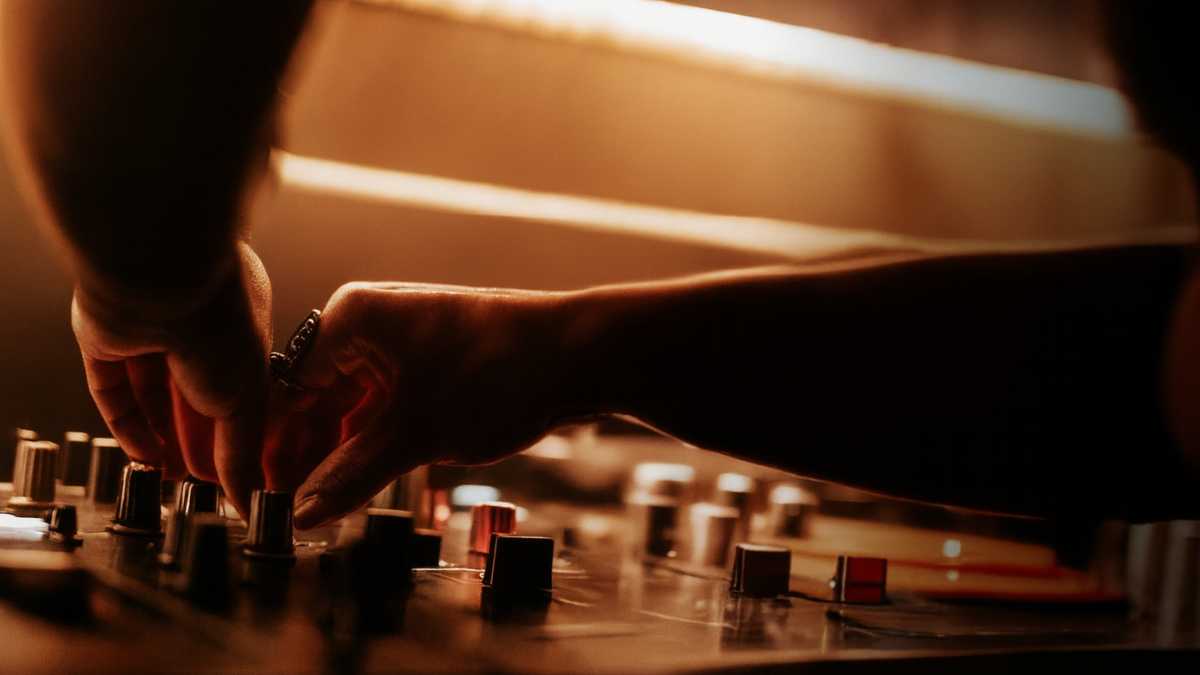 Karma Dance Sessions Are Here at Karma Kafé by Buddha-Bar
