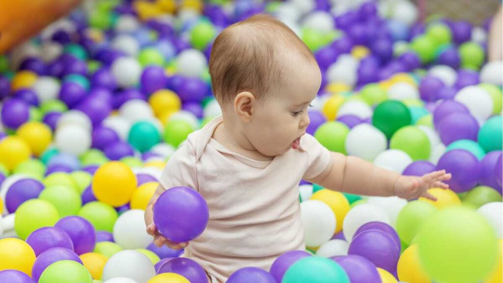 Merry & Bright Christmas Sensory Play