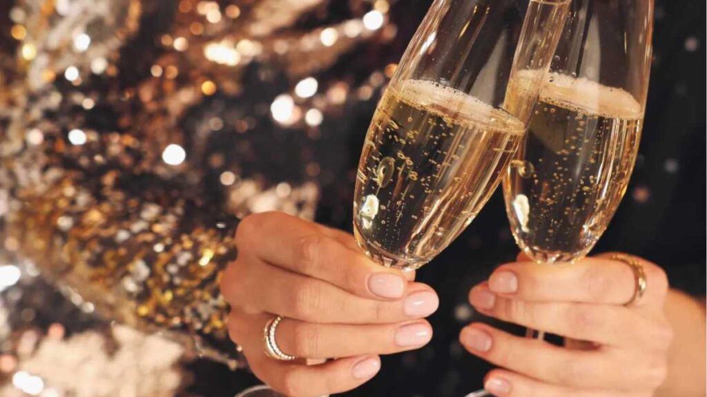 New Year’s Eve Dinner at NoHo Bar & Grill